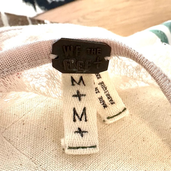 *rare* FREE PEOPLE We the Free x East Vintage Crochet Neck Racerback Top #5 — M - Picture 8 of 8